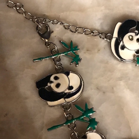 Six Pandas 🐼 with Four Trees Bracelet - Picture 2 of 4